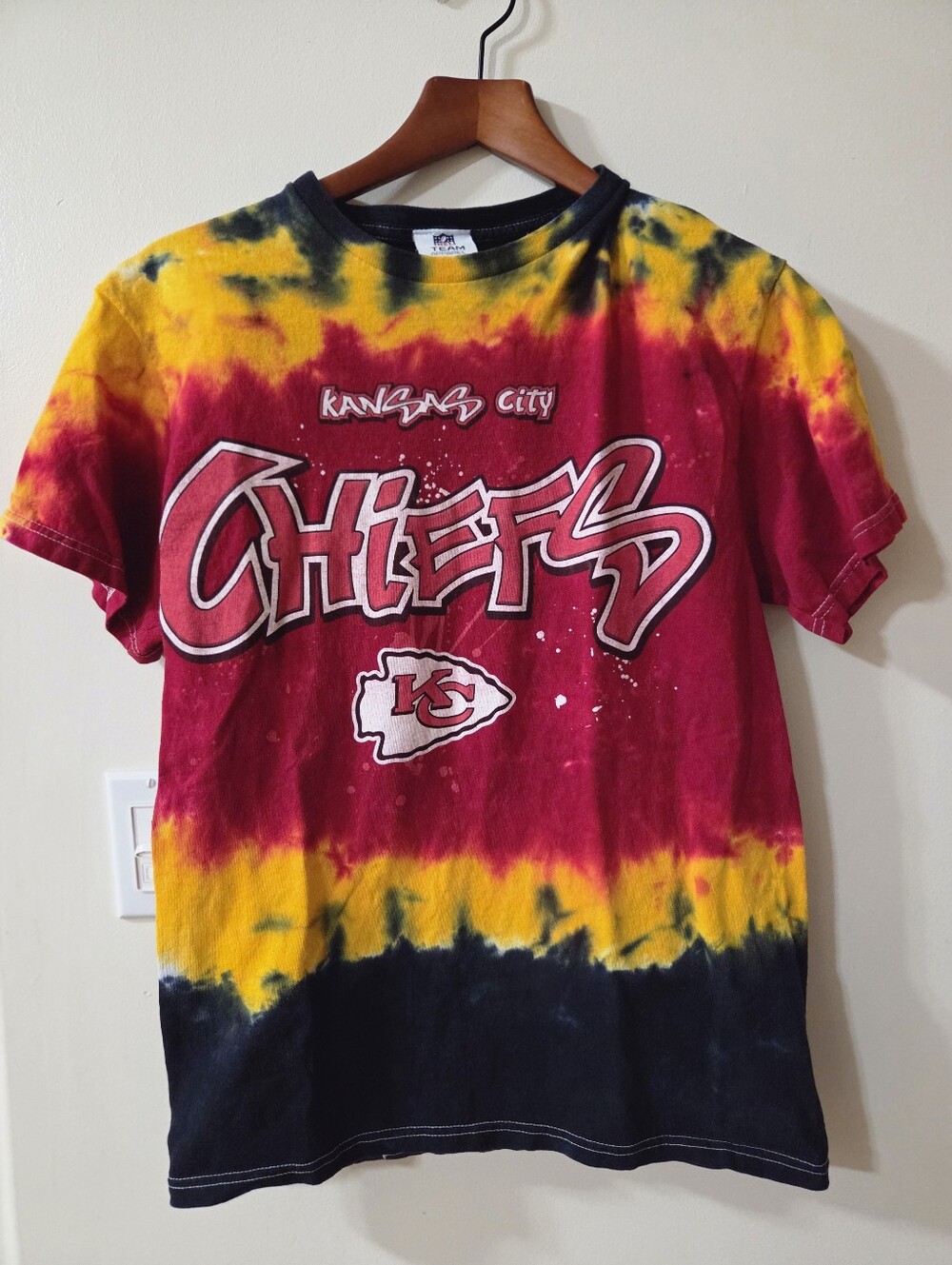 Kansas City Chiefs Tie-Dye  T-Shirt - Red, Yellow, Black